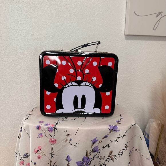 Loungefly Disney Minni Mouse Tin Lunchbox - Picture 1 of 10